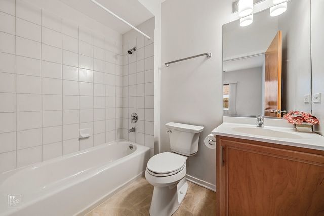 1808 S Michigan Avenue 1, Chicago, IL 60616