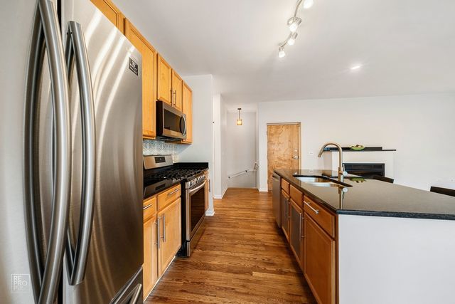 1808 S Michigan Avenue 1, Chicago, IL 60616