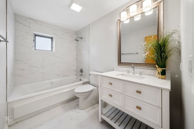 1808 S Michigan Avenue 1, Chicago, IL 60616