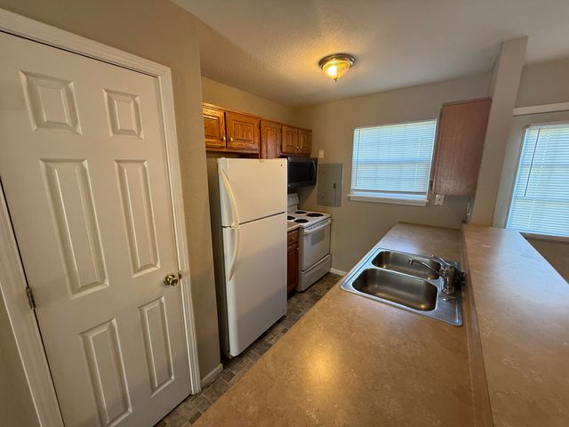 4503 RICE RD, Columbia, MO 65202