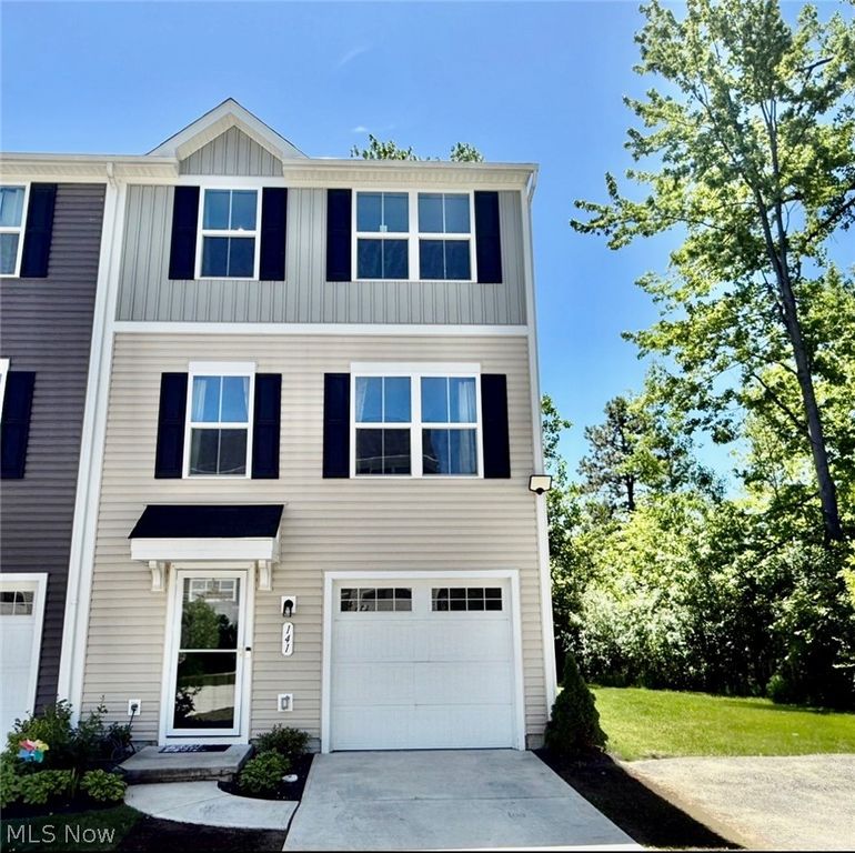 141 Grass Court, Painesville Twp, OH 44077
