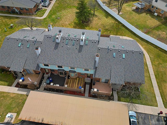 2131 Vine Way Drive 97, Canton Charter Township, MI 48188