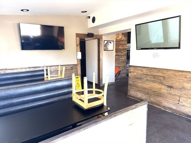 321 West Boylston St, Worcester, MA 01606