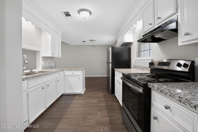 16 Christopher Court, Jackson, MS 39212