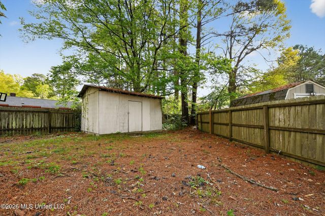 16 Christopher Court, Jackson, MS 39212