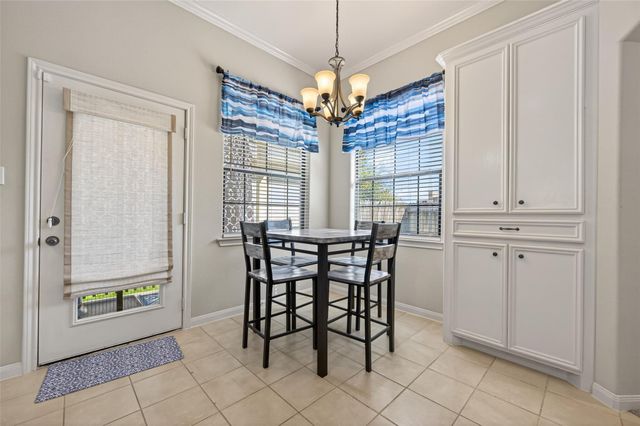 118 Snug Harbor Drive, Conroe, TX 77356