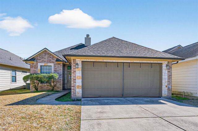 118 Snug Harbor Drive, Conroe, TX 77356