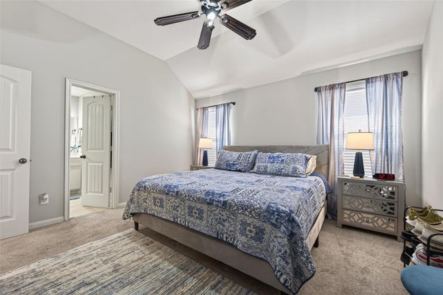 118 Snug Harbor Drive, Conroe, TX 77356