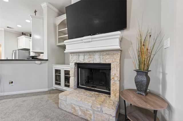 118 Snug Harbor Drive, Conroe, TX 77356