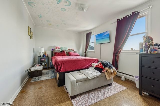 48 Atlantic St, Elizabeth City, NJ 07206