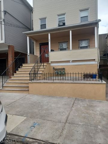 48 Atlantic St, Elizabeth City, NJ 07206