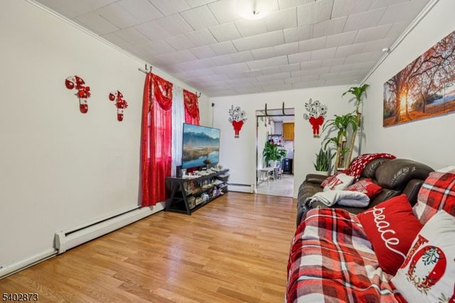 48 Atlantic St, Elizabeth City, NJ 07206