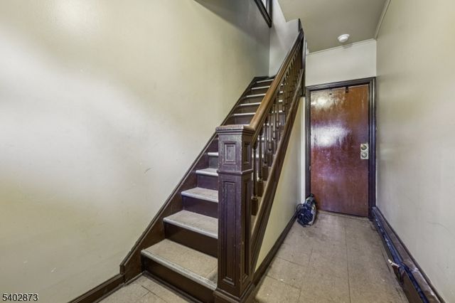 48 Atlantic St, Elizabeth City, NJ 07206