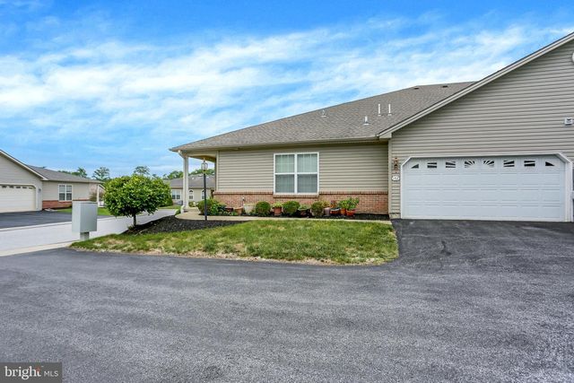182 MEADOWVIEW DR, Harrisburg, PA 17111