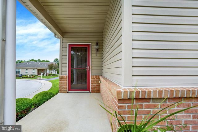 182 MEADOWVIEW DR, Harrisburg, PA 17111