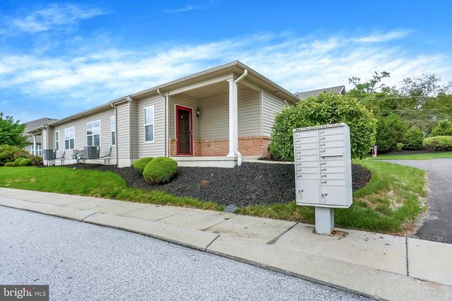 182 MEADOWVIEW DR, Harrisburg, PA 17111