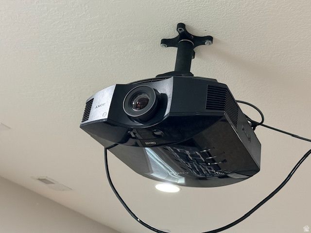 10758 S FELICITY CT, South Jordan, UT 84009