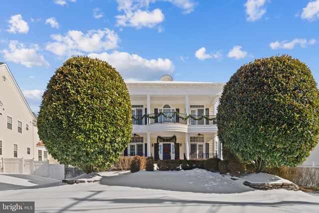 9223 OX RD, Lorton, VA 22079