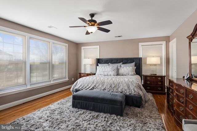 9223 OX RD, Lorton, VA 22079