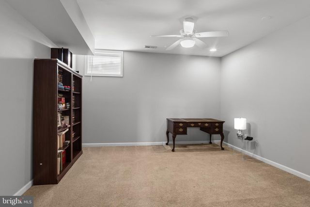 9223 OX RD, Lorton, VA 22079