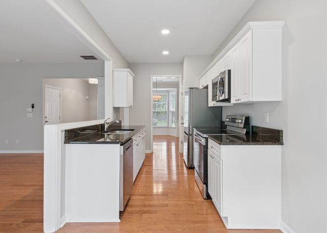 510 Old Towne Dr, Brentwood, TN 37027