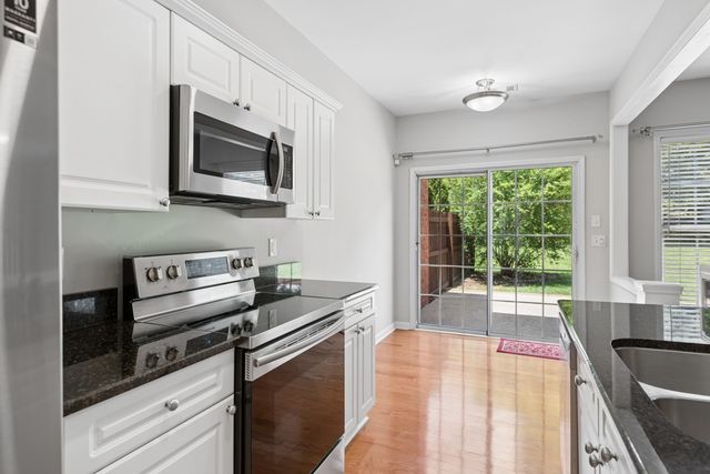 510 Old Towne Dr, Brentwood, TN 37027