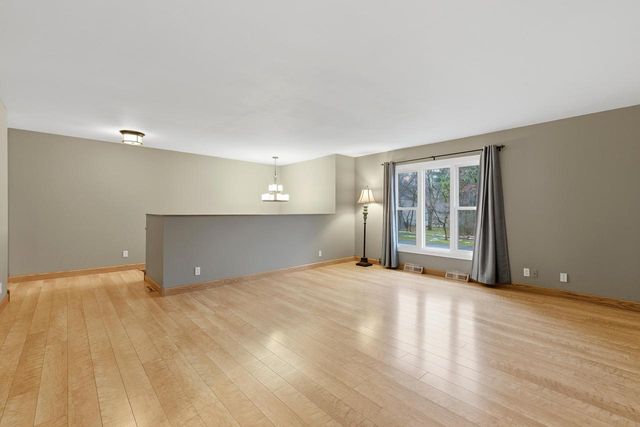 3008 HEFFRON STREET, Stevens Point, WI 54481