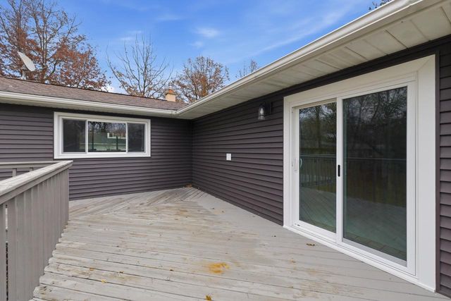3008 HEFFRON STREET, Stevens Point, WI 54481