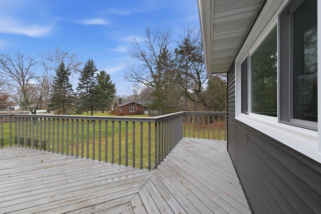 3008 HEFFRON STREET, Stevens Point, WI 54481