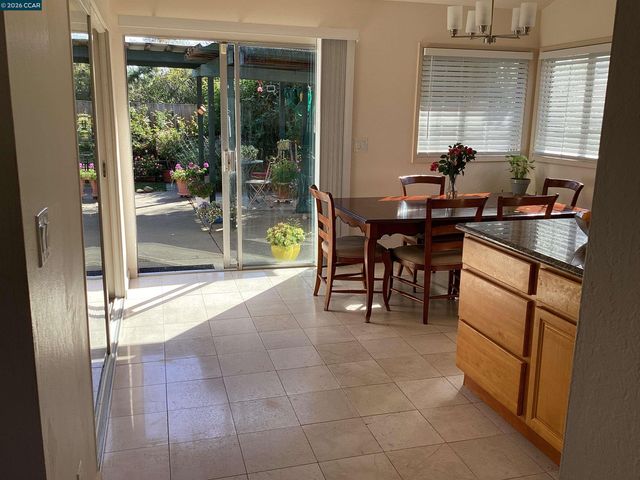774 Coral Dr, Rodeo, CA 94572