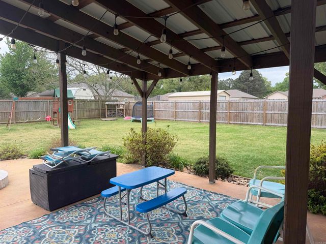 23 Sioux Dr, Austin, AR 72007