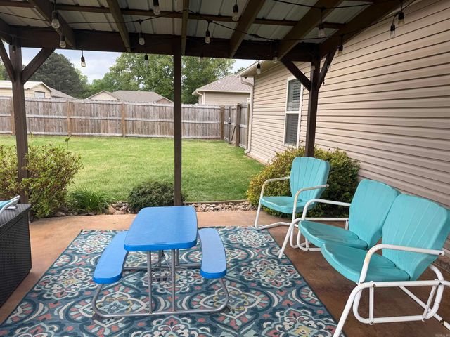 23 Sioux Dr, Austin, AR 72007