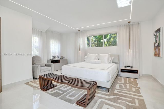 20824 NE 37th Ave 20824, Aventura, FL 33180