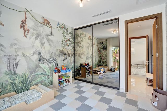 20824 NE 37th Ave 20824, Aventura, FL 33180