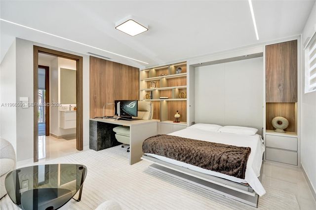 20824 NE 37th Ave 20824, Aventura, FL 33180