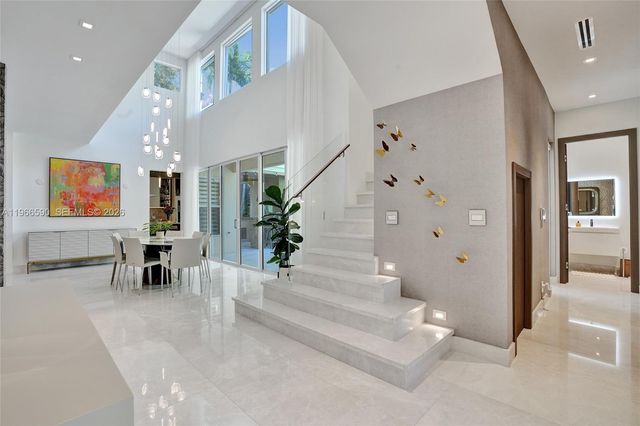 20824 NE 37th Ave 20824, Aventura, FL 33180