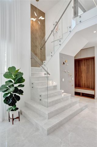 20824 NE 37th Ave 20824, Aventura, FL 33180