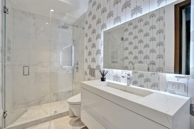 20824 NE 37th Ave 20824, Aventura, FL 33180