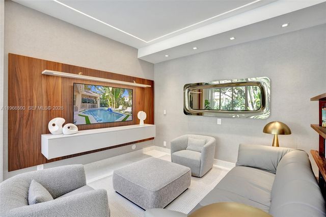 20824 NE 37th Ave 20824, Aventura, FL 33180