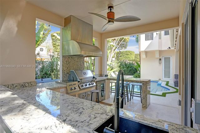 20824 NE 37th Ave 20824, Aventura, FL 33180