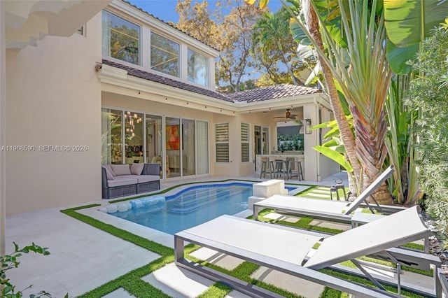 20824 NE 37th Ave 20824, Aventura, FL 33180