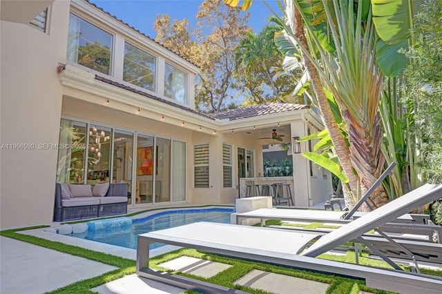 20824 NE 37th Ave 20824, Aventura, FL 33180