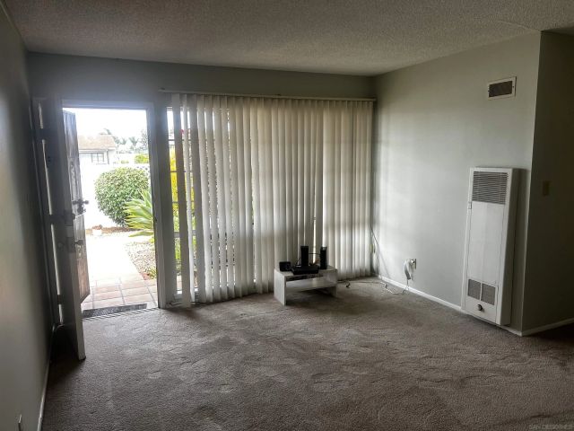 3142 Luna Ave., San Diego, CA 92117