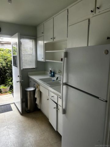 3142 Luna Ave., San Diego, CA 92117