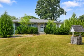 34906 N Augustana Avenue, Ingleside, IL 60041