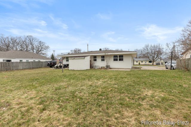 418 56th Street, Kentwood, MI 49548