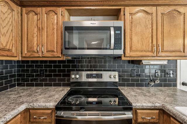 705 Murray Dr, Columbia, TN 38401