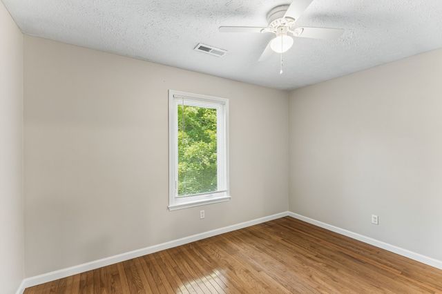 705 Murray Dr, Columbia, TN 38401