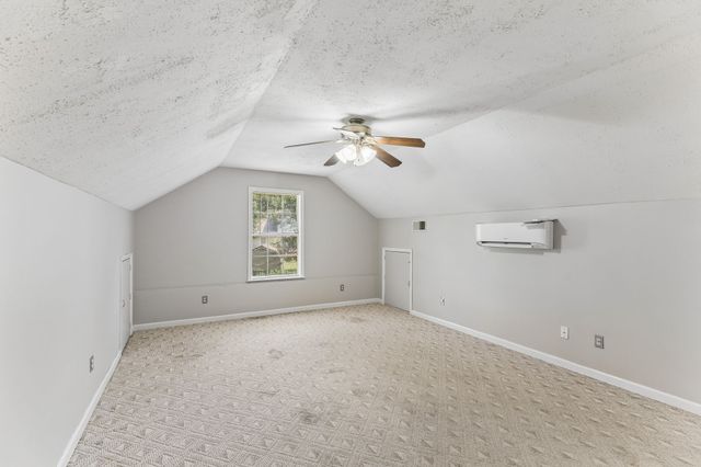 705 Murray Dr, Columbia, TN 38401