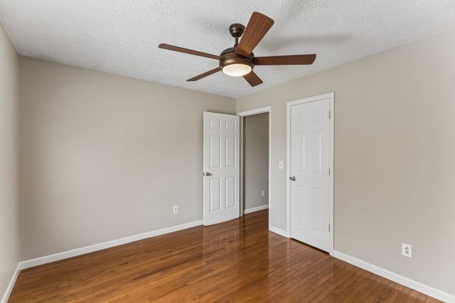705 Murray Dr, Columbia, TN 38401
